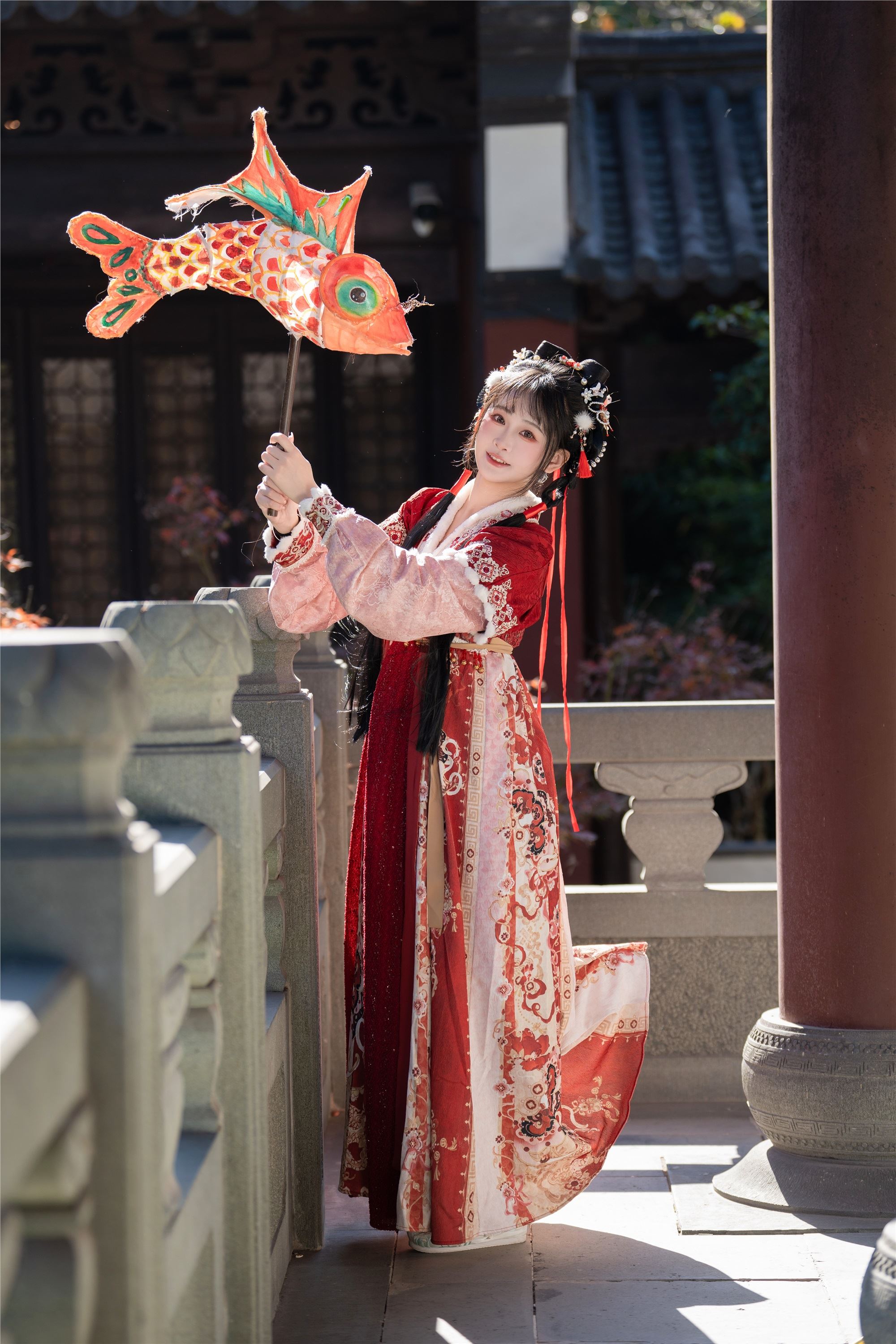 YITUYU艺图语 2025.01.31 提前过蛇年了 湫一只岁岁